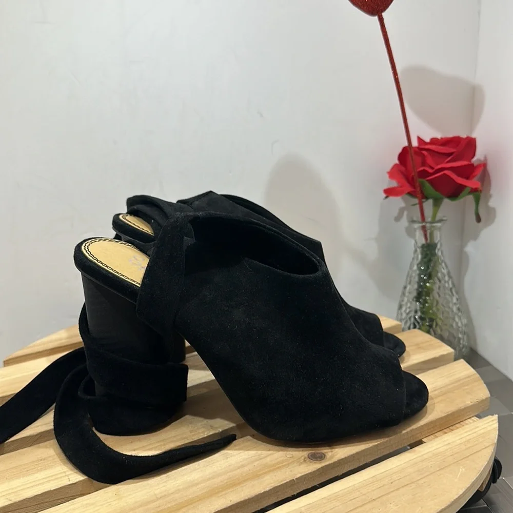 Splendid‎ heels #181